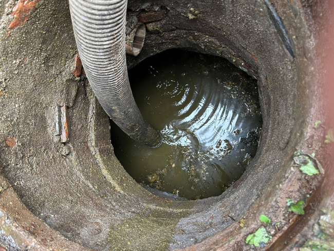 明光化粪池清理的周期与注意事项